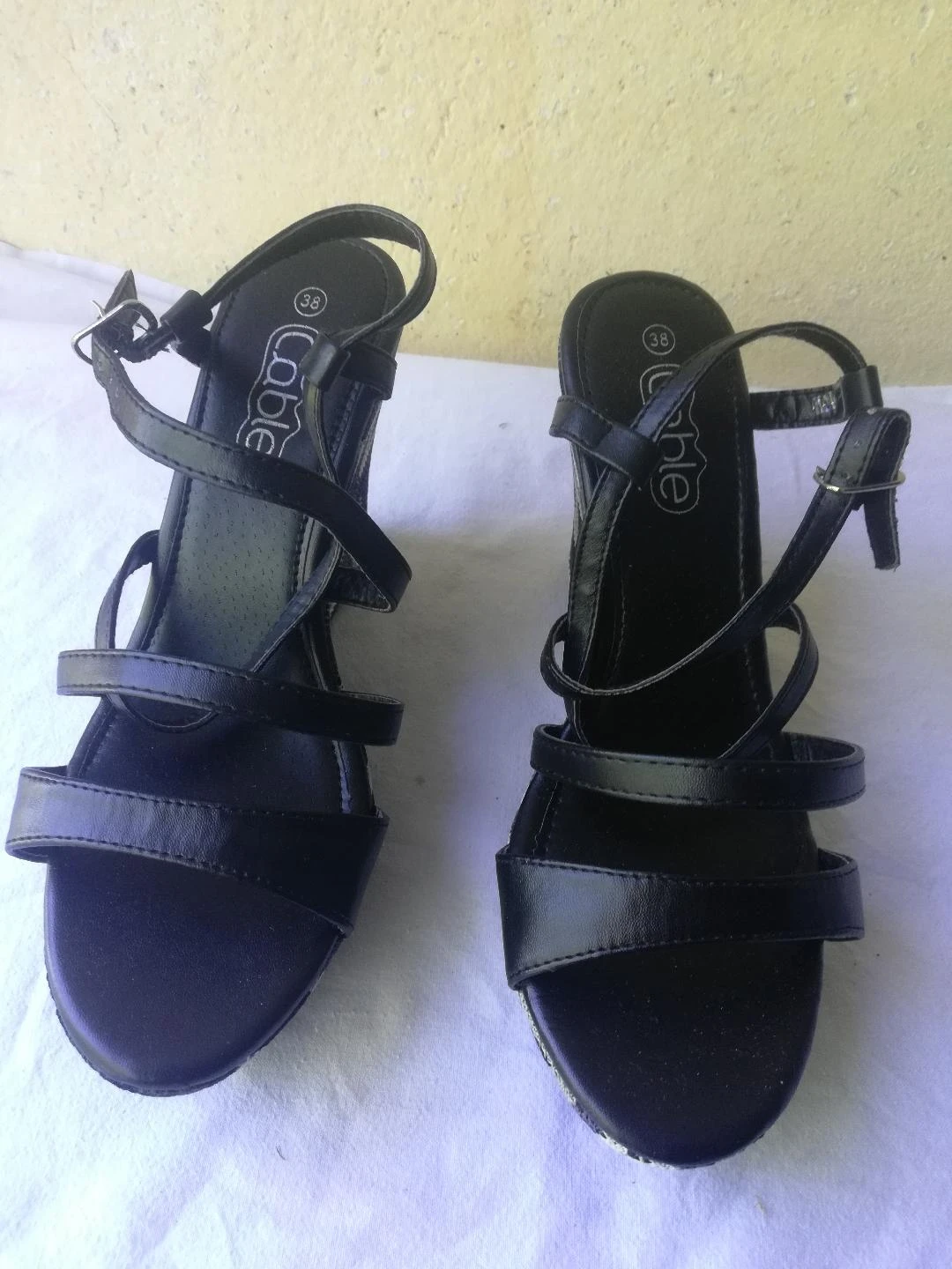Sandalias negras de tacón compensado bicolor negro/gris talla 38-nuevas (defecto) – photo 6